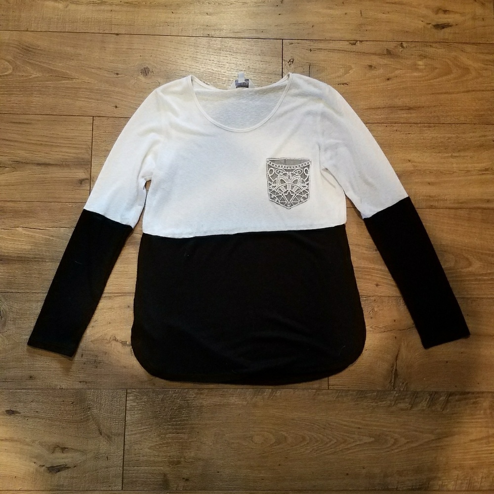 Charming Charlie Long Sleeve Shirt